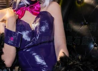 和服写真放在网盘里，樱岛嗷一到底怎么做到的，这衣服是不是有魔力？