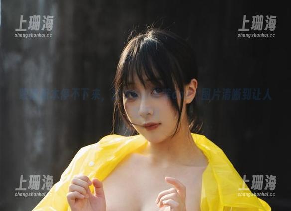 眼睛根本停不下来，浅安安的泳装cos，图片清晰到让人想逼近