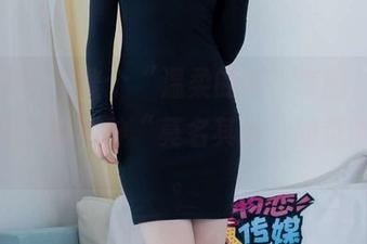 物恋传媒 – 整个“温柔的雨”套图，菜菜又把我拉进那种“莫名其妙”的氛围里啦。