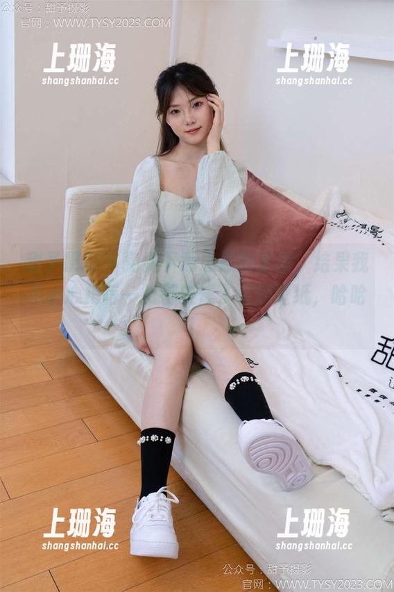 甜予摄影-思思 甜予摄影 - 免费下载思思的圣诞,结果我不小心把每一张都变成了桌面壁纸,哈哈!