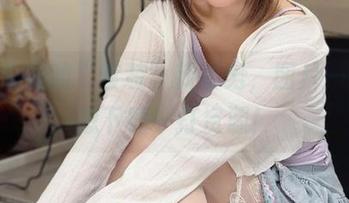 神沢永莉的“套装”新姿势，图片一看就想下载一打资源！