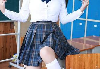 秀人网 – Cris_卓娅祺的教室写真，更新你对知识的定义。