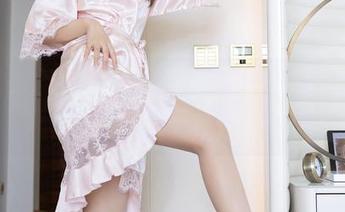 秀人网 – 喝杯咖啡再来，奶芙乔乔的瑜伽图包下载中