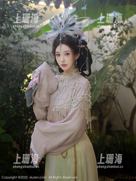 秀人网 - 欧阳若依日常写真在网盘见：今天也要被她的可爱撑爆了！