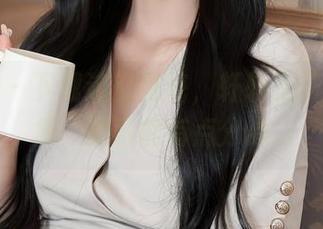 秀人网 – 下载这份清纯，轩轩王子的作品集，我可能有点分心…