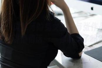 秀人网 – 黄歆苑的兔女郎：每张作品都像是在讲悄悄话——你听见了吗？