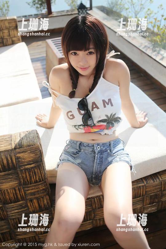 美媛馆-Carina绮里嘉 美媛馆 - 黑色,Carina绮里嘉的主场,精选套图里隐藏了多少让人想象的大玩意儿?