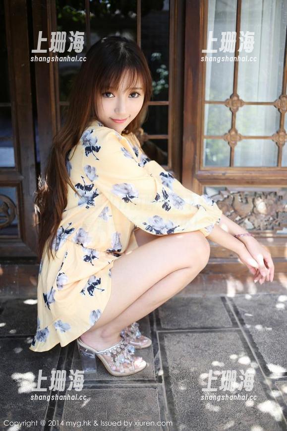 美媛馆 - 唐琪儿il的帅气足下：高跟鞋与高清一样都不能少！