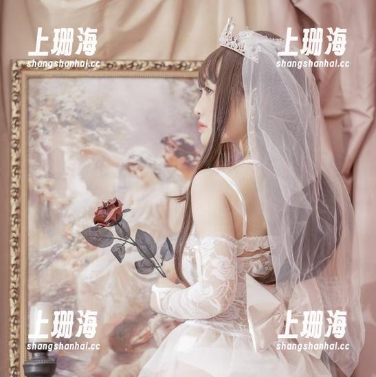 无圣光的诱惑，脱尾巴Mizuki和她的内衣套图，真奇怪又迷人