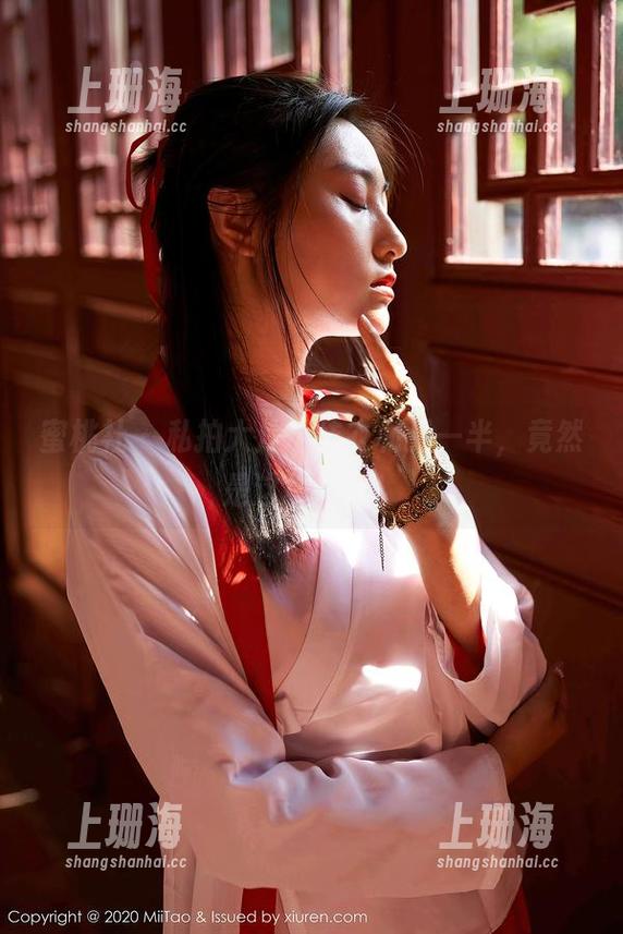 蜜桃社-结衣 蜜桃社 - 私拍大片|结衣和另一半,竟然是这样双人!