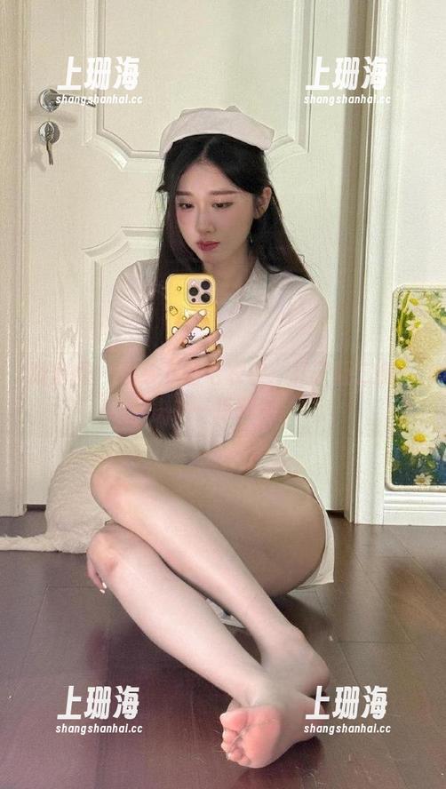 微密圈 - 镜头下的毛衣侠：轩子巨二兔，快来一探究竟！