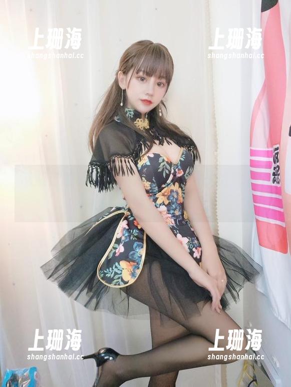 过期米线线喵上线了，白丝图片给你看！小心，可能要烫到哦！