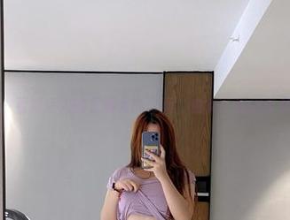 微密圈 – 看到迷人的五姨太的写真，血滴子也得甘拜下风。