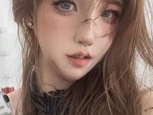 高清的阿薰kaOri，难道我们真的是在等待“御姐”版的女王降临吗？
