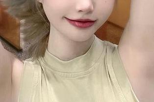 微密圈 – 花嫁的定制写真秀，陈妮妮UNI为婚纱做的努力，比你想象的还要花梨！