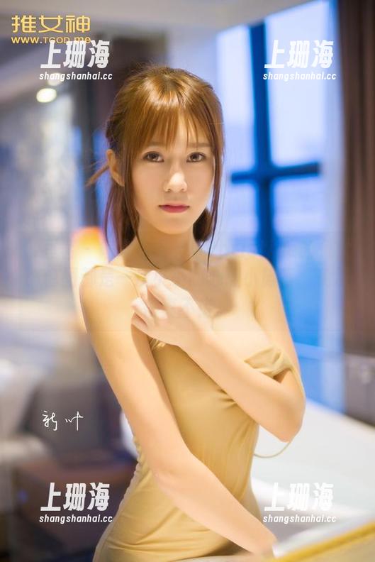 青豆客 - 每次点击黄可christine的兔女郎套图都是一次小小的心理小旅行，免费得真不错。