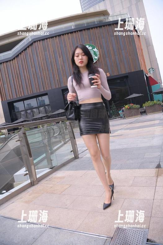 魔镜街拍-凯恩 魔镜街拍 - 凯恩的最新图册,雨季不再来,风还是很任性,为啥呢?