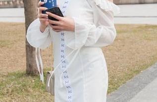 魔镜街拍：肉丝包臀裙美少妇合集，让人琢磨的绝佳诱惑