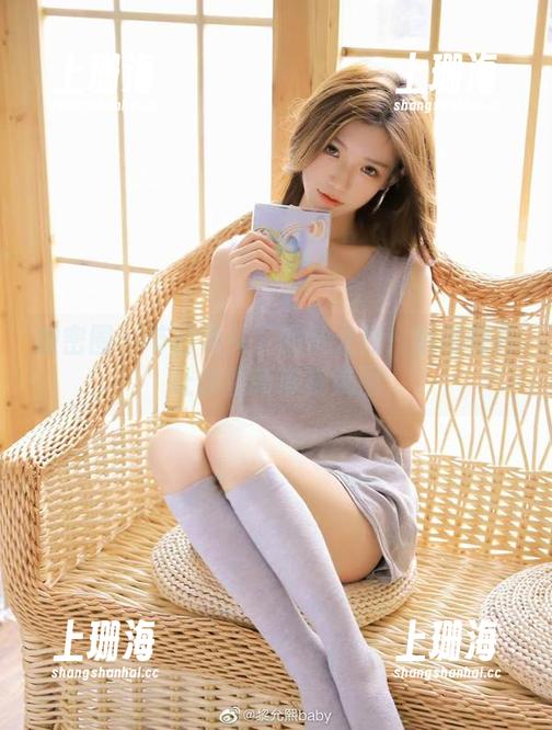微密圈 - 节日镜头下的黎允熙：福利图片让你重新审视氛围