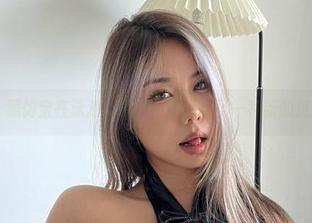 微密圈 – 黑饱宝在泳池：最新资源提供了一种新的沉迷方式。